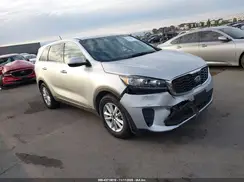 5XYPGDA54KG484828 2019 KIA SORENTO