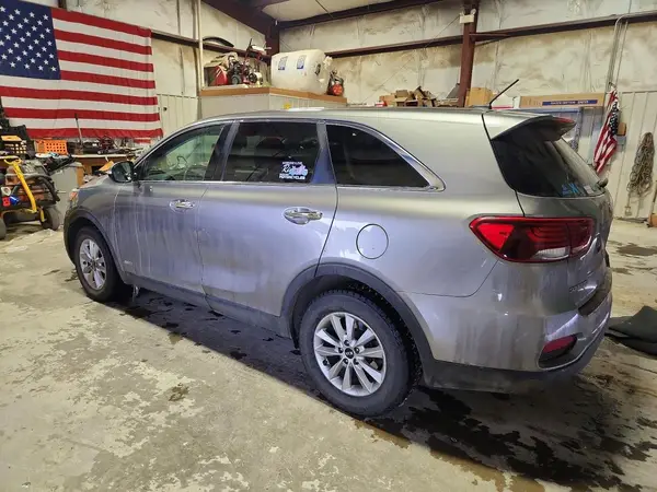 5XYPGDA54KG485025 2019 KIA SORENTO - Image 2
