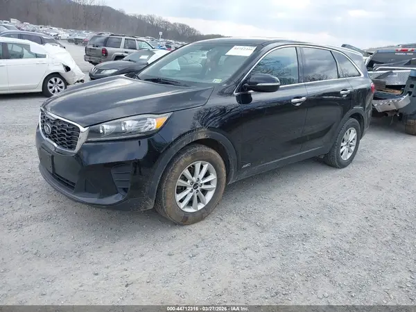 5XYPGDA54KG490340 2019 KIA SORENTO - Image 2