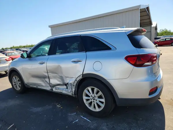 5XYPGDA54KG541710 2019 KIA SORENTO - Image 2