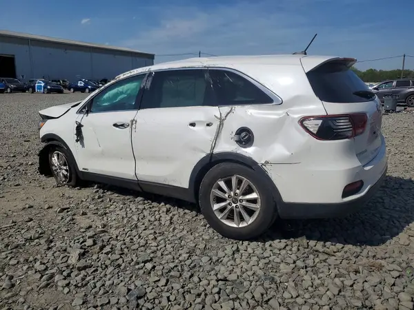 5XYPGDA54KG547054 2019 KIA SORENTO - Image 2