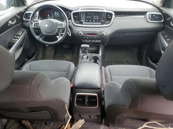 5XYPGDA54KG583701 2019 KIA SORENTO - Image 8
