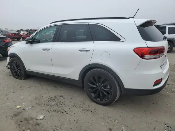 5XYPGDA54KG588719 2019 KIA SORENTO - Image 2