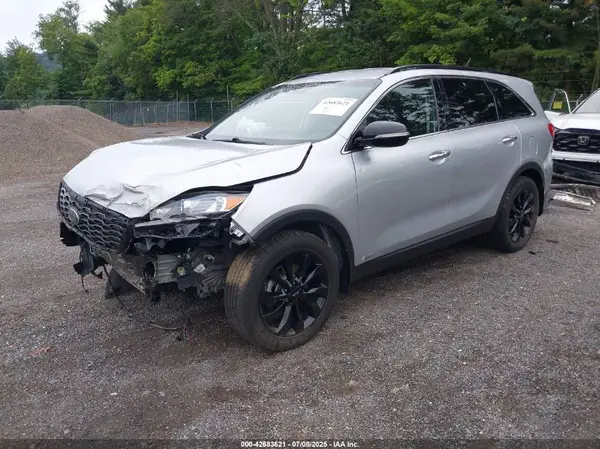 5XYPGDA54KG588767 2019 KIA SORENTO - Image 2