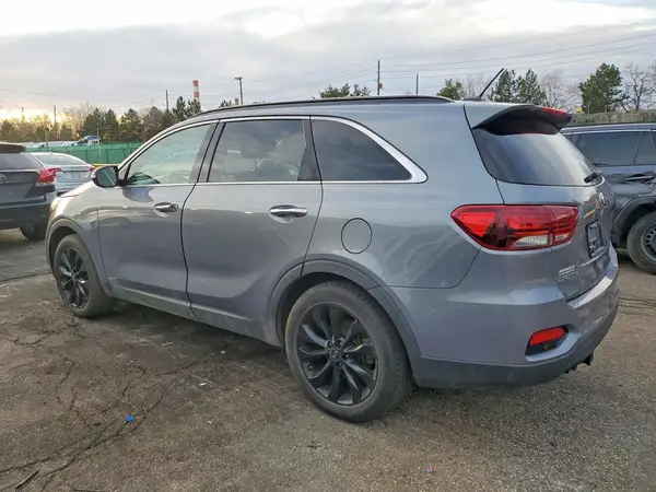 5XYPGDA54KG602344 2019 KIA SORENTO - Image 2