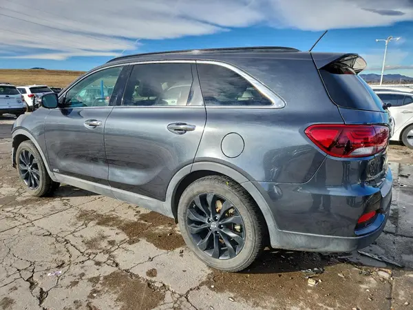 5XYPGDA54KG603008 2019 KIA SORENTO - Image 2