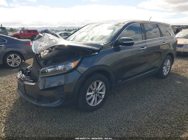 5XYPGDA54LG619503 2020 KIA SORENTO - Image 2