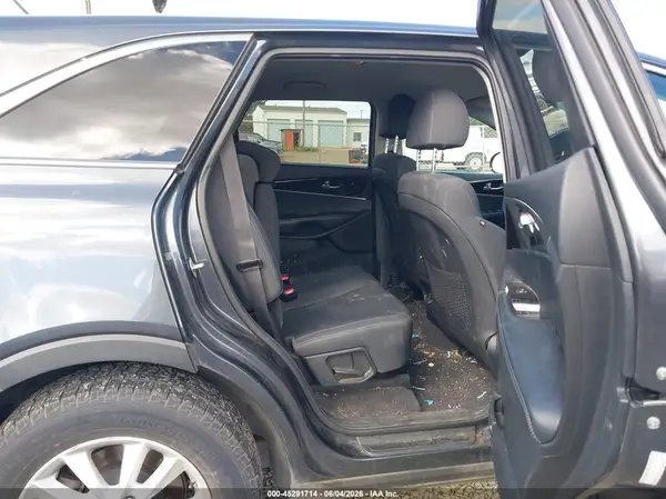 5XYPGDA54LG619503 2020 KIA SORENTO - Image 8