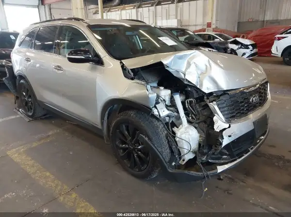 5XYPGDA54LG657555 2020 KIA SORENTO - Image 1