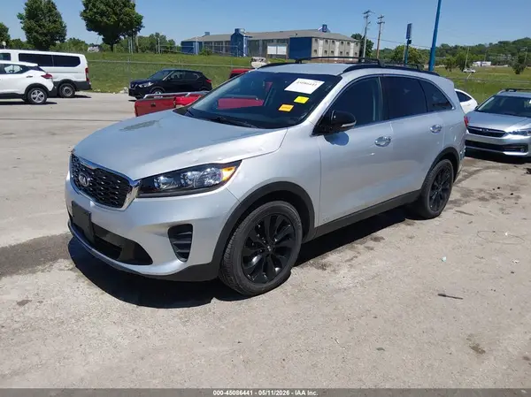 5XYPGDA54LG695593 2020 KIA SORENTO - Image 2