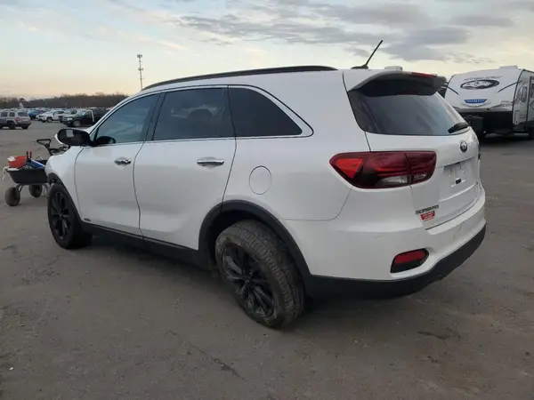 5XYPGDA54LG697313 2020 KIA SORENTO - Image 2