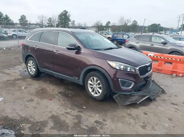 5XYPGDA55GG003914 2016 KIA SORENTO - Image 1