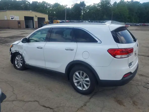 5XYPGDA55GG038291 2016 KIA SORENTO - Image 2