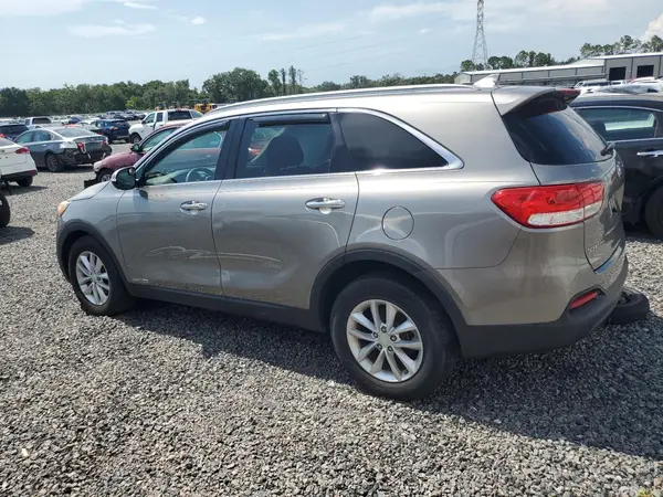 5XYPGDA55GG046052 2016 KIA SORENTO - Image 2