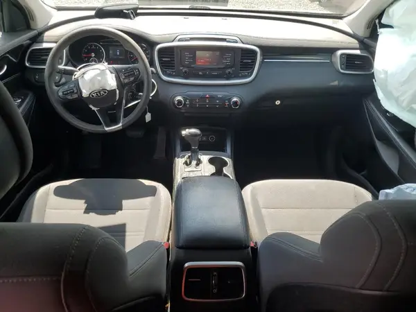 5XYPGDA55GG046052 2016 KIA SORENTO - Image 8