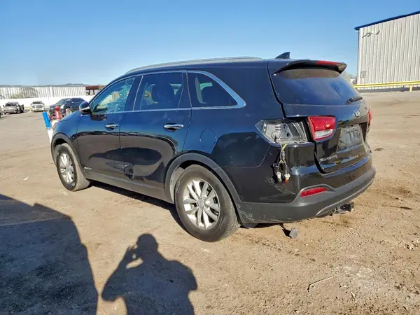 5XYPGDA55GG047511 2016 KIA SORENTO - Image 2