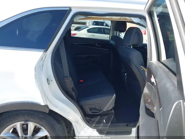 5XYPGDA55GG047962 2016 KIA SORENTO - Image 8