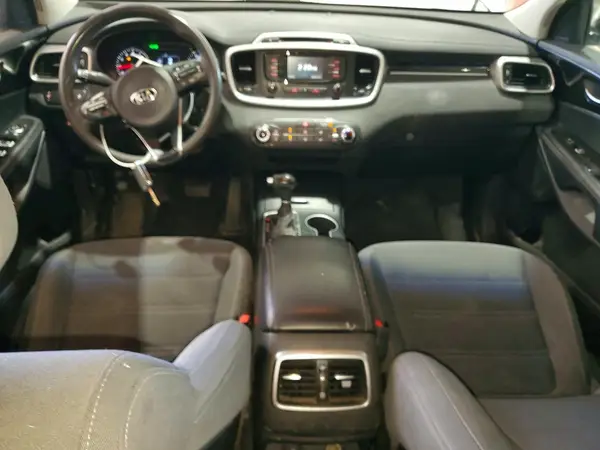 5XYPGDA55GG109022 2016 KIA SORENTO - Image 8