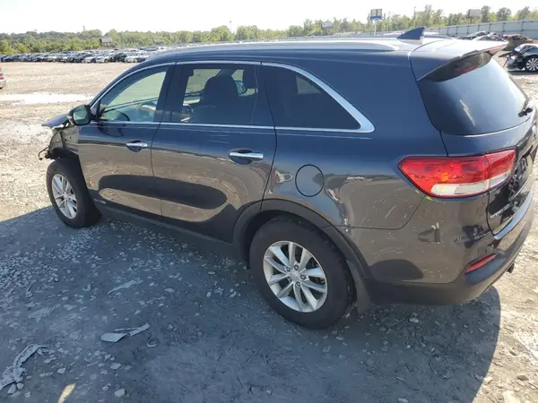 5XYPGDA55GG127777 2016 KIA SORENTO - Image 2