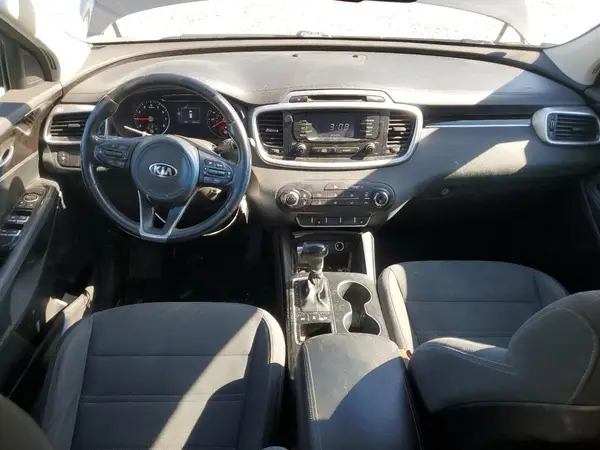 5XYPGDA55GG127777 2016 KIA SORENTO - Image 8