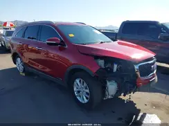 5XYPGDA55GG131778 2016 KIA SORENTO