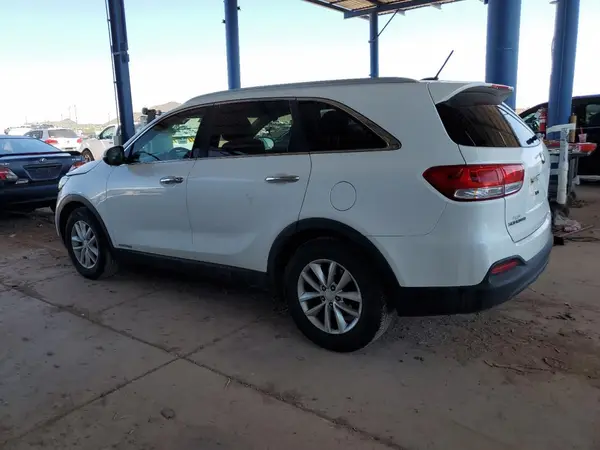5XYPGDA55GG133918 2016 KIA SORENTO - Image 2
