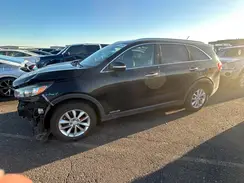 5XYPGDA55GG137273 2016 KIA SORENTO