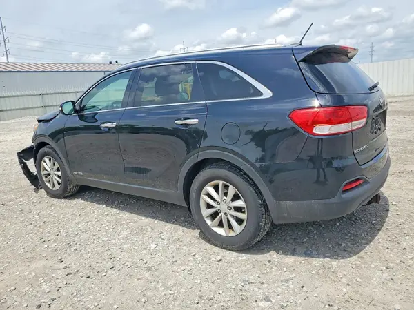 5XYPGDA55GG179104 2016 KIA SORENTO - Image 2