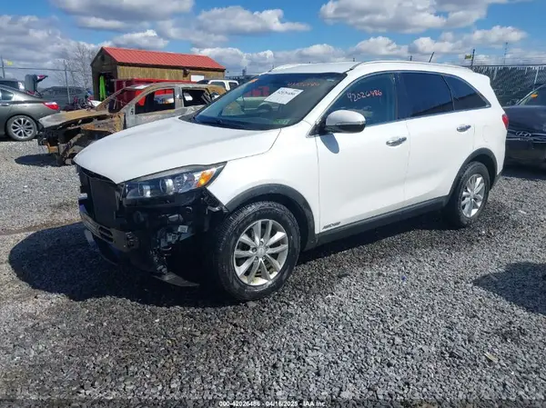5XYPGDA55GG179314 2016 KIA SORENTO - Image 2