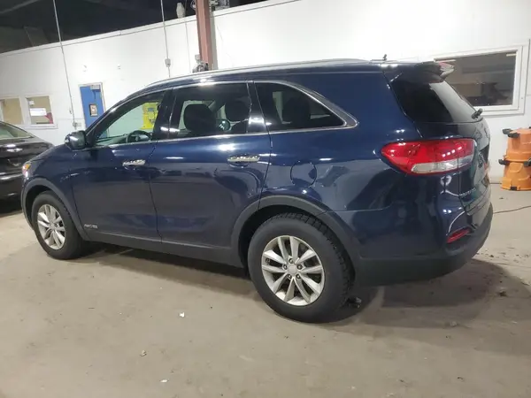 5XYPGDA55GG180267 2016 KIA SORENTO - Image 2