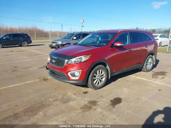 5XYPGDA55GG183959 2016 KIA SORENTO - Image 2