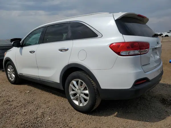 5XYPGDA55HG187494 2017 KIA SORENTO - Image 2