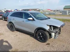 5XYPGDA55HG193988 2017 KIA SORENTO