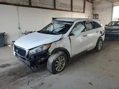 5XYPGDA55HG197281 2017 KIA SORENTO