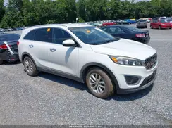 5XYPGDA55HG197989 2017 KIA SORENTO