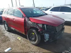5XYPGDA55HG211177 2017 KIA SORENTO