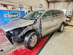 5XYPGDA55HG212135 2017 KIA SORENTO