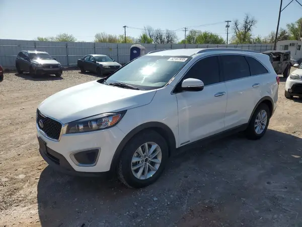 5XYPGDA55HG212930 2017 KIA SORENTO - Image 1