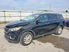 5XYPGDA55HG215181 2017 KIA SORENTO