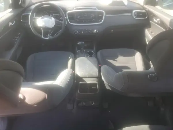 5XYPGDA55HG215181 2017 KIA SORENTO - Image 8