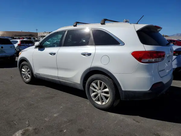 5XYPGDA55HG219120 2017 KIA SORENTO - Image 2