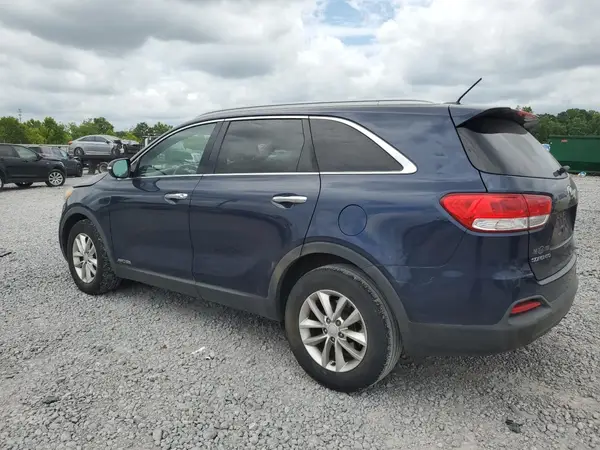 5XYPGDA55HG292911 2017 KIA SORENTO - Image 2
