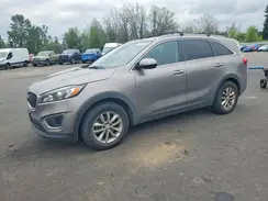 5XYPGDA55HG293122 2017 KIA SORENTO