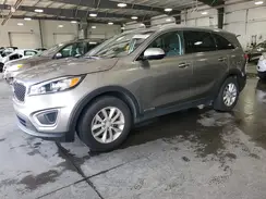 5XYPGDA55HG323042 2017 KIA SORENTO