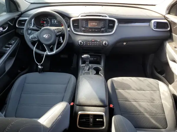 5XYPGDA55HG333148 2017 KIA SORENTO - Image 8