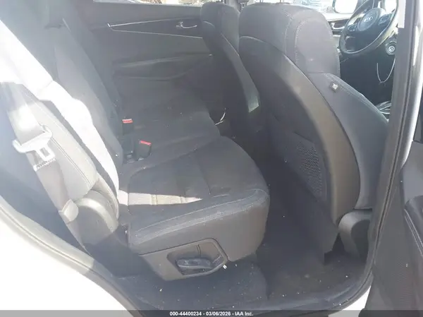 5XYPGDA55JG344172 2018 KIA SORENTO - Image 8