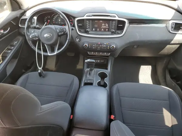 5XYPGDA55JG355012 2018 KIA SORENTO - Image 8