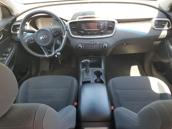 5XYPGDA55JG373056 2018 KIA SORENTO - Image 8