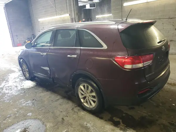 5XYPGDA55JG375597 2018 KIA SORENTO - Image 2