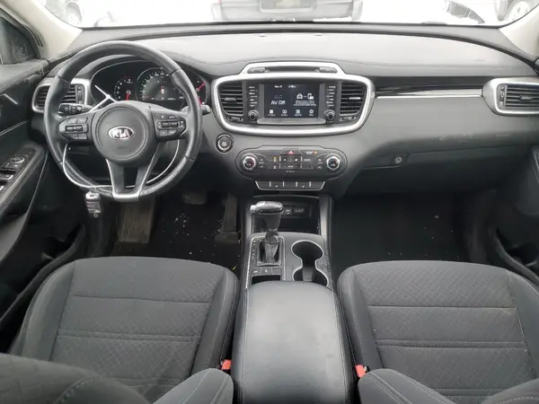5XYPGDA55JG397065 2018 KIA SORENTO - Image 8